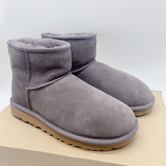 UGG Classic Mini II Genuine Shearling Lined Boots Sheepskin Charcoal Gray US 6 - Picture 1 of 9